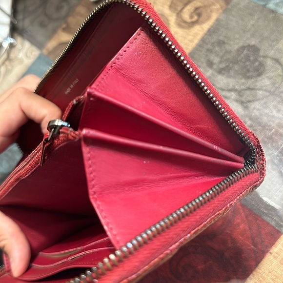 Chanel Shiny Matelasse Quilted Caviar Red Zip long Wallet - Picture 14 of 17